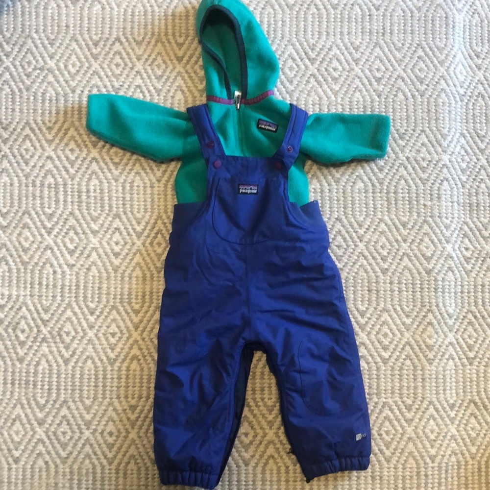 Snow clothes